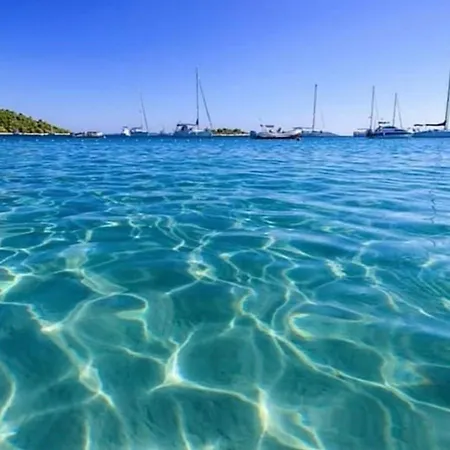Aparment Directly On The Sea Apartment Jezera